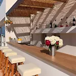 Saradari - Adults Only 4*