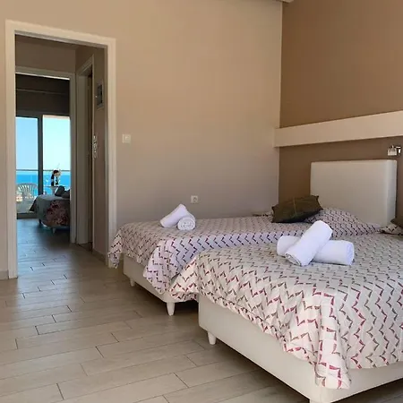 Saradari - Adults Only 4*