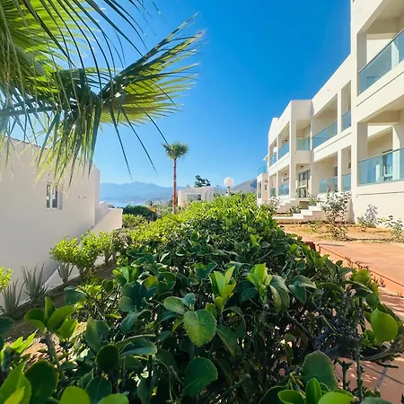 Saradari - Adults Only 4*
