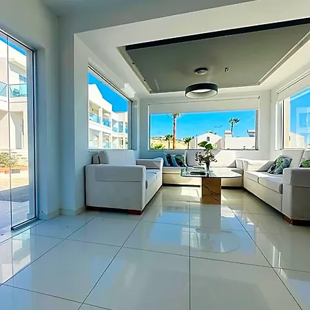 Saradari - Adults Only Hotel 4*