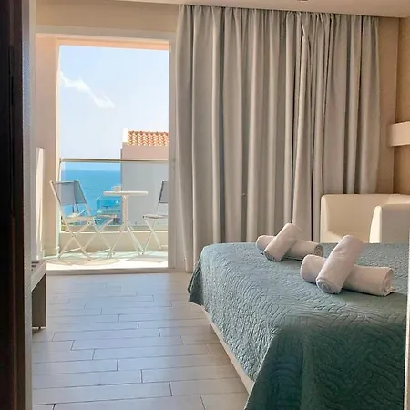 Saradari - Adults Only Otel 4*