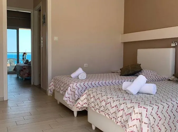 Saradari - Adults Only 4*